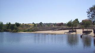 Imagen de la playa 'El Rocoso'