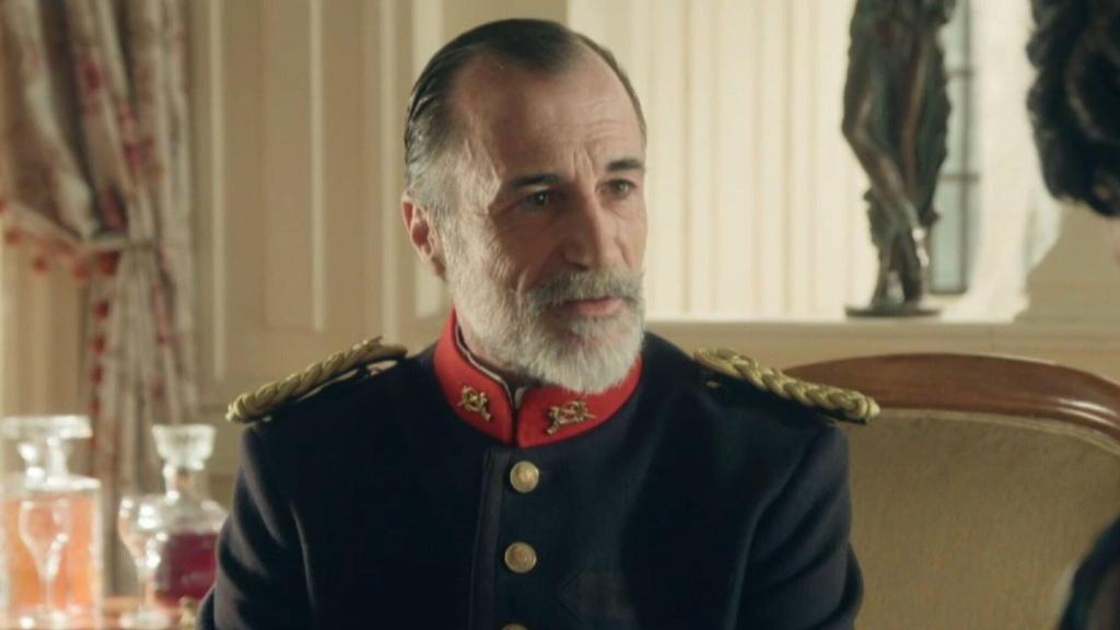 Alfonso Mendiguchía en una escena de 'La Promesa'.