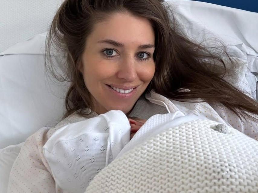 Carmen Ballesteros, hija de Severiano Ballesteros, ha anunciado a través de sus redes sociales la llegada de su bebé.