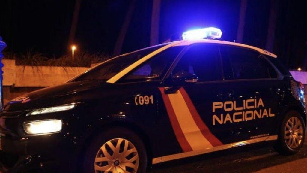 Un coche de la Policía Nacional de noche
