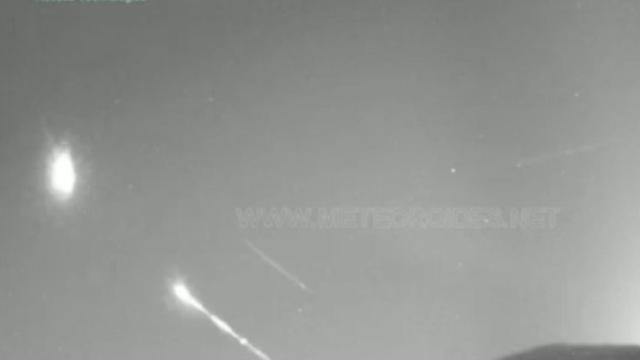 Impresionante bola de fuego de las Perseidas de este sábado 8 de agosto.