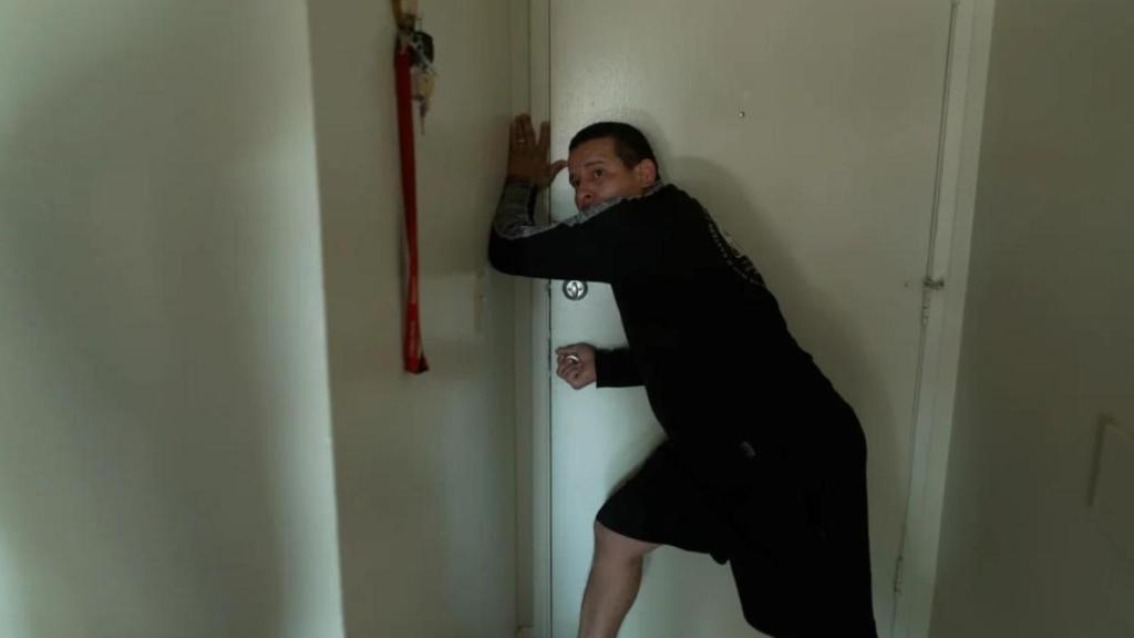 Una familia nicaragüense se atrinchera en su hogar por miedo al ICE: Esto ha sido como un trauma