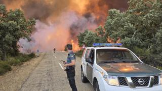 Las sobrecogedoras imágenes del incendio en Molezuelas de la Carballeda (Zamora)