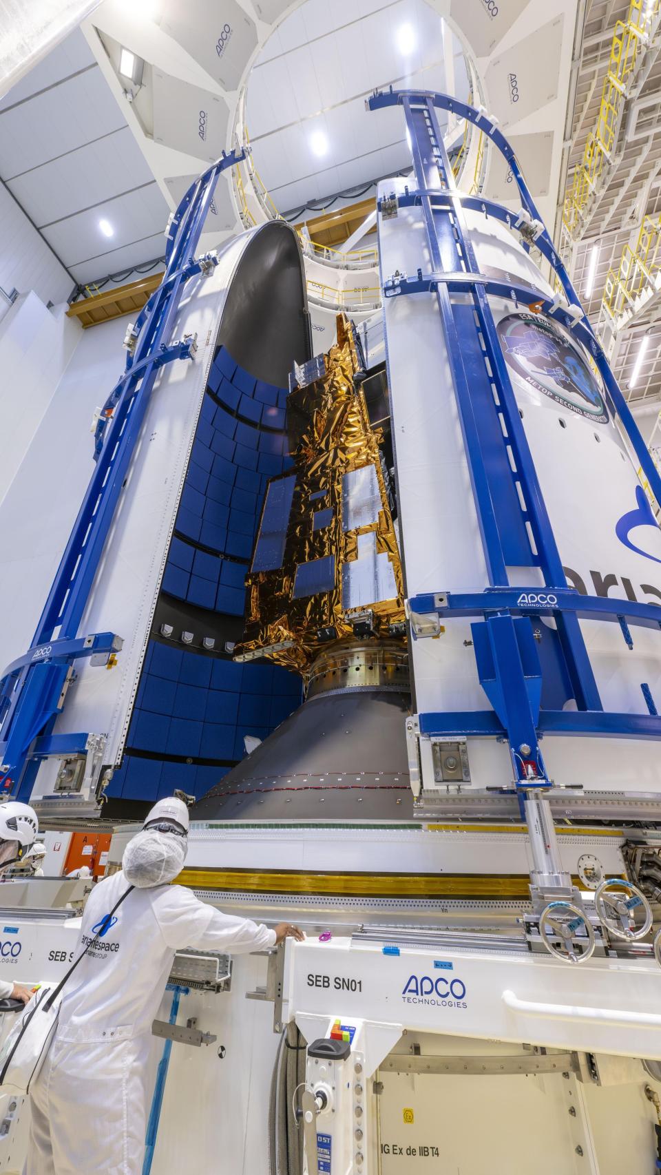 Encapsulado del MetOp-SG-A1 en el Ariane 6