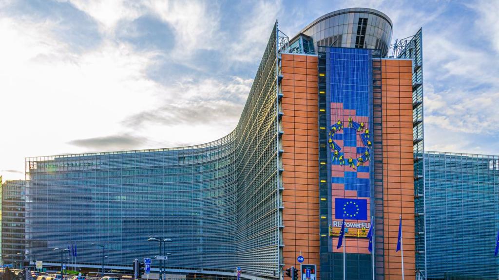 Existen dos modalidades de prácticas en el programa Blue Book.