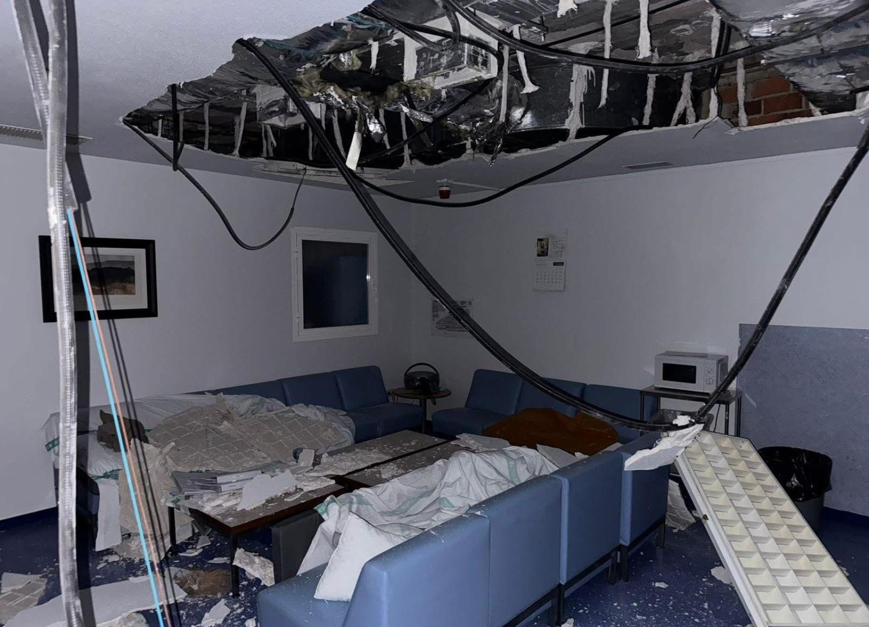 Otra fotografía del derrumbe.