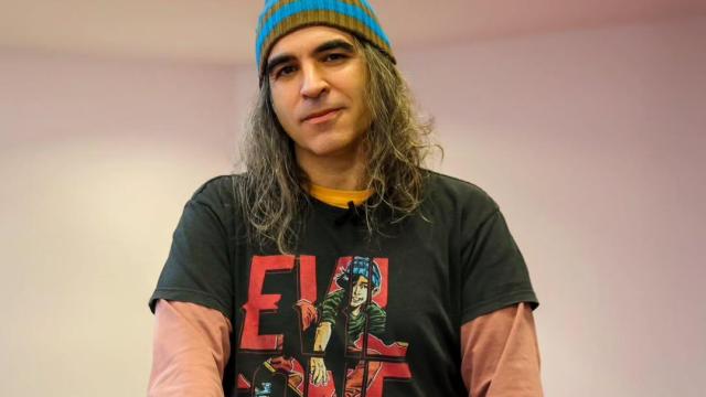 El hacker Chema Alonso antes de un acto.