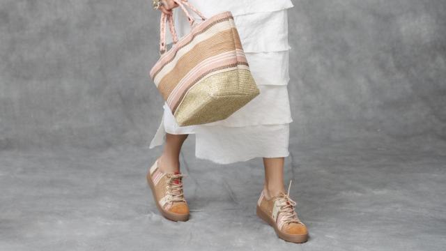 Complementos y calzado de Trápala.