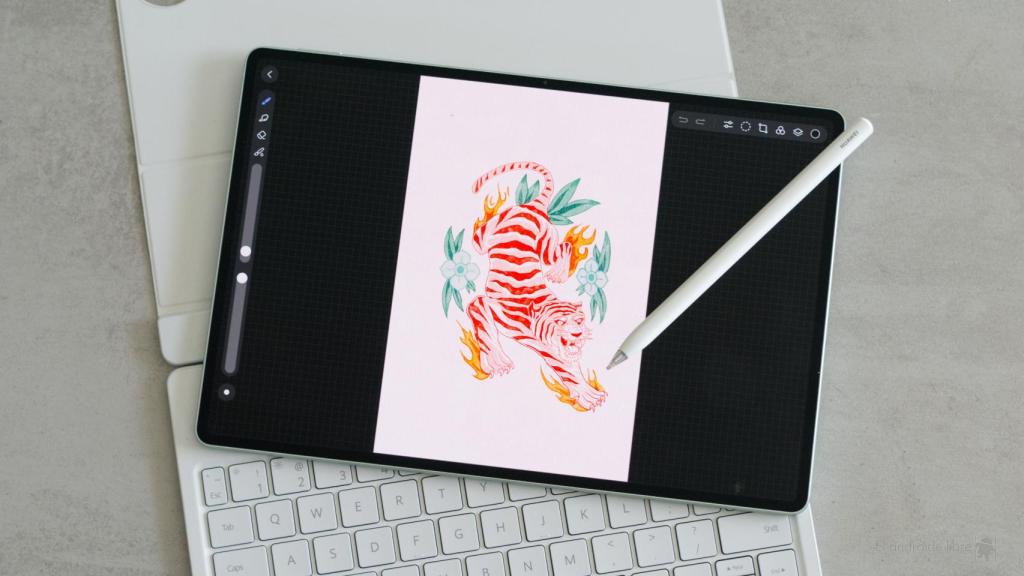 Huawei Matepad Pro 12.2 con app de dibujo