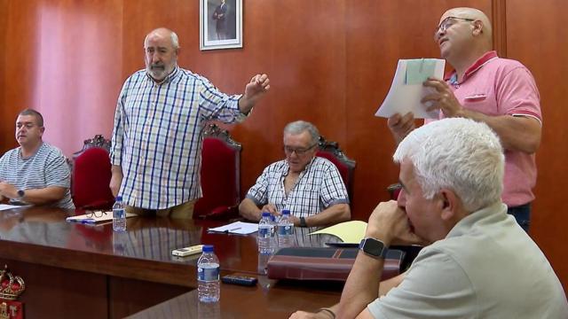 Cucalón, durante el último pleno de Aguarón.