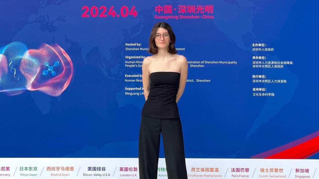 Lara Orantes, de Factoría de Patologías, en una ponencia.