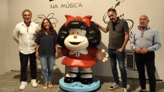A Coruña estrena una figura de Mafalda a tamaño real como parte de Viñetas desde o Atlántico