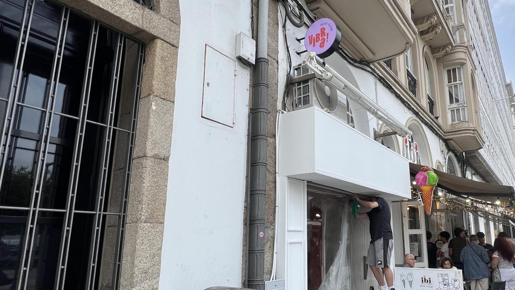 Imagen del local esta tarde, con los últimos preparativos.