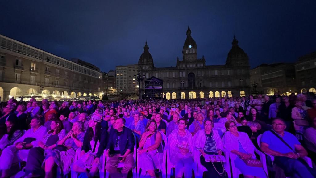 El público, al inicio de la actuación.