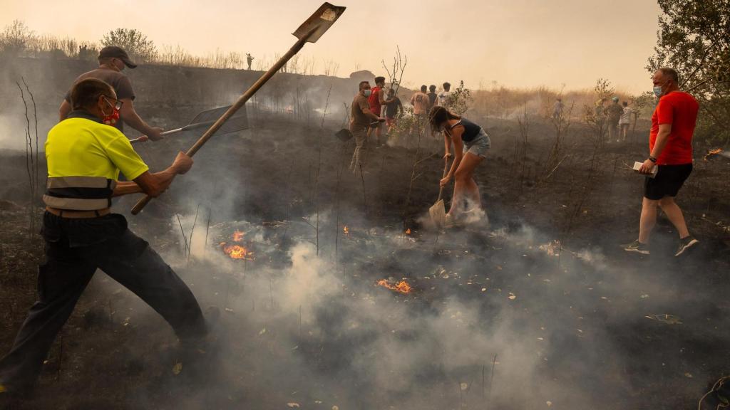 Incendio forestal de Martín de Yeltes y la Fuente de San Esteban (Salamanca)
