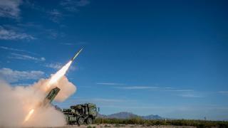 Primer disparo real del sistema lanzacohetes GMARS