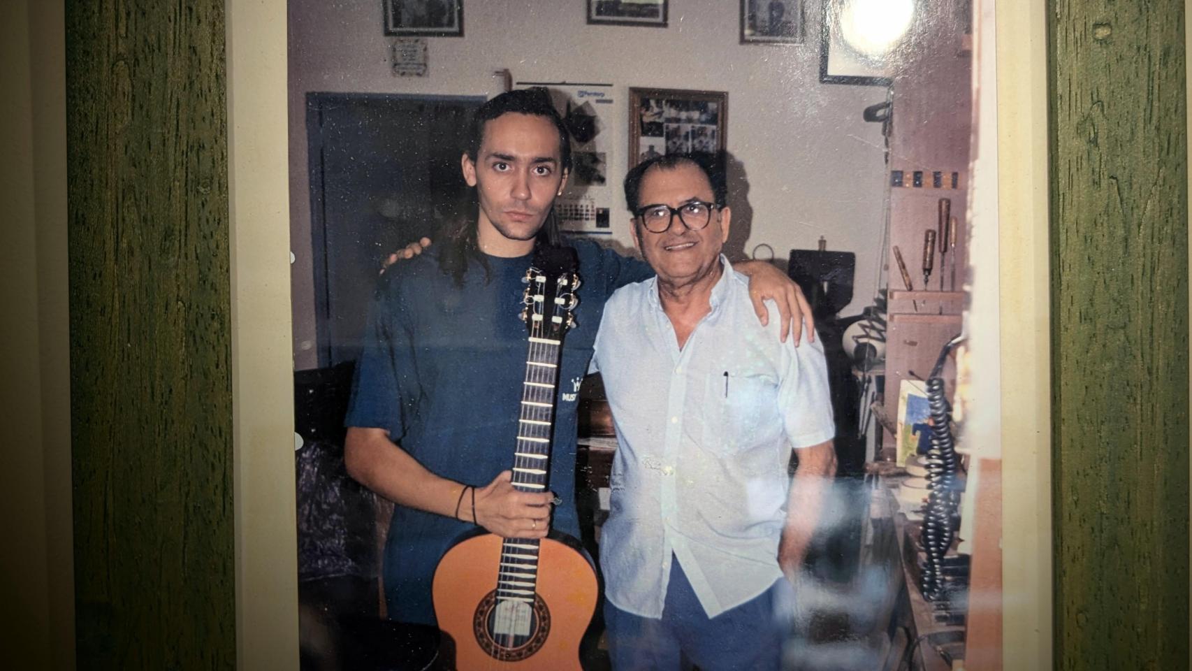 Vicente Amigo fue cliente del taller.