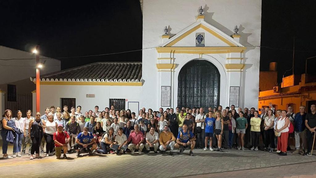 Imagen de los peregrinos de Villanueva del Ariscal.