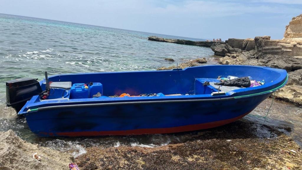 Una patera localizada en la costa de Mallorca.