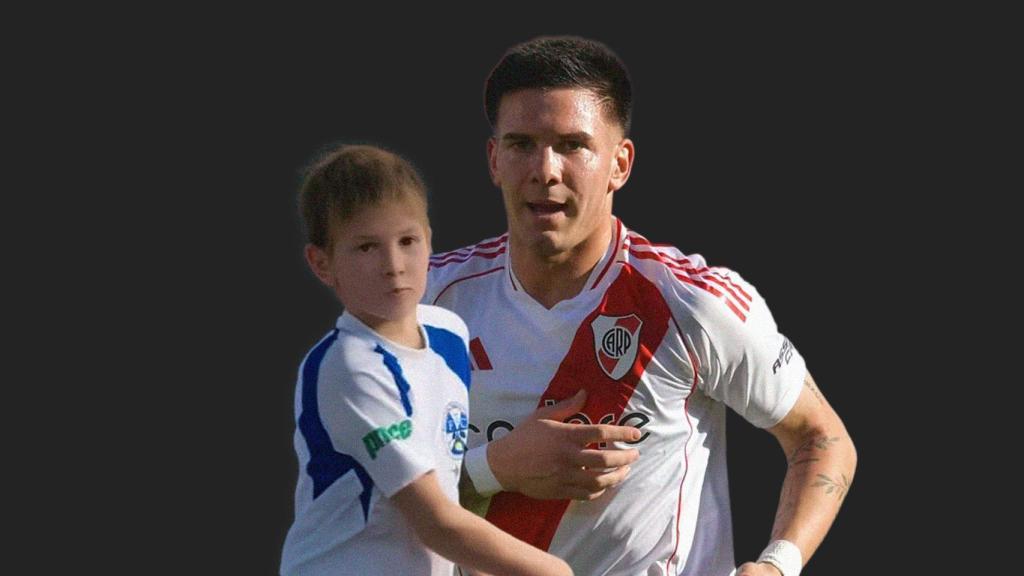 Mastantuono, en su época jugando al tenis de joven y con River Plate