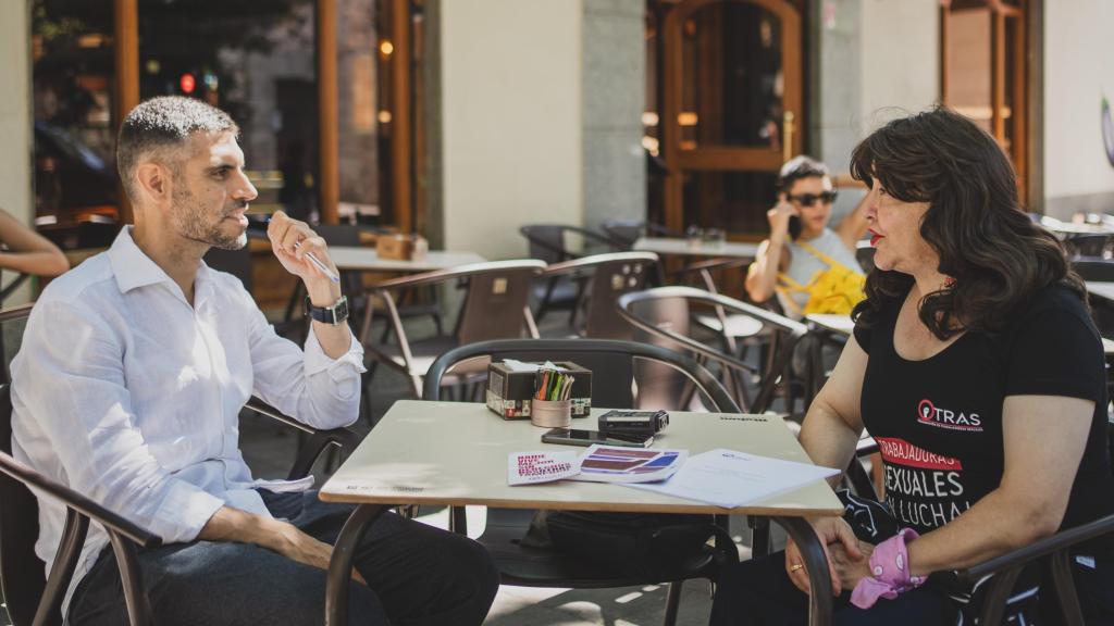 Mónica Martín asegura que los escándalos con prostitutas desvían la atención de la corrupción.
