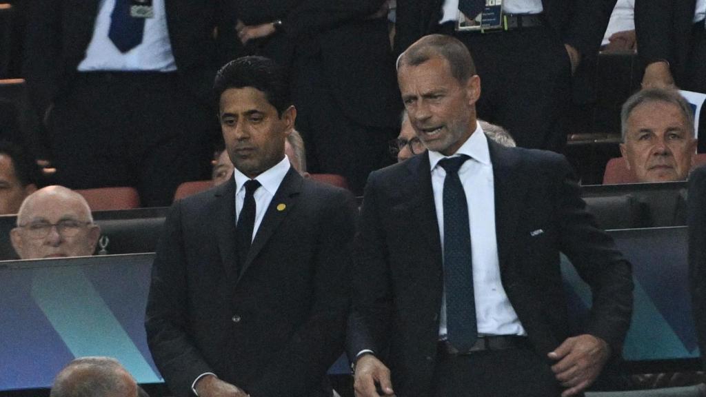 Aleksandr Ceferin, presidente de la UEFA, junto a Al-Khelaifi, presidente del PSG.
