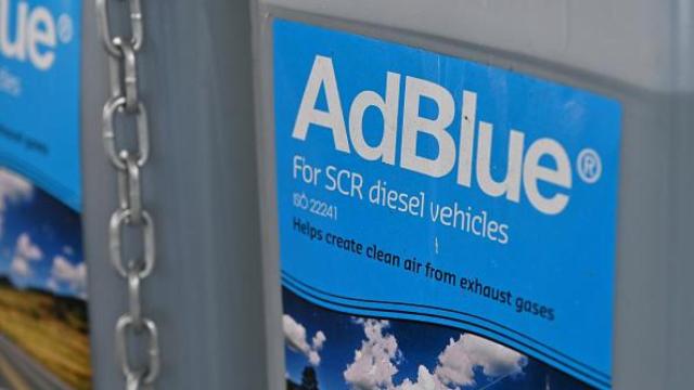 El depósito de AdBlue mal sellado favorece pérdidas de líquido durante la circulación.