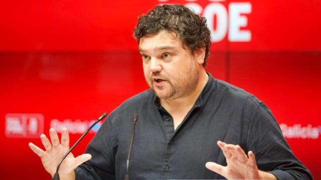 El portavoz de la Executiva del PSdeG, Julio Torrado, en rueda de prensa.