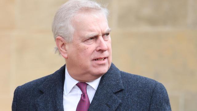 El príncipe Andrés de Inglaterra, en el funeral de Constantino de Grecia en el castillo de Windsor, en febrero de 2024.