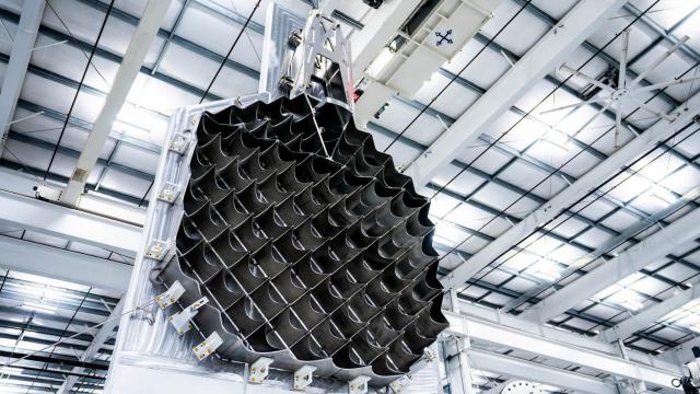 Nuevas aletas de rejilla de SpaceX.