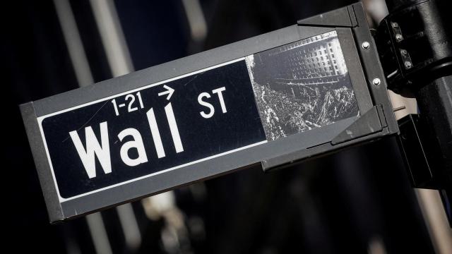 Señal de Wall Street en las inmediaciones del edificio de la Bolsa.