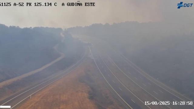 Imagen de la carretera cortada.