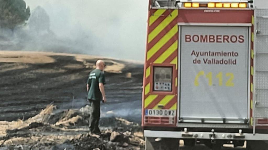 Los Bomberos en el incendio cerca de Río Shopping