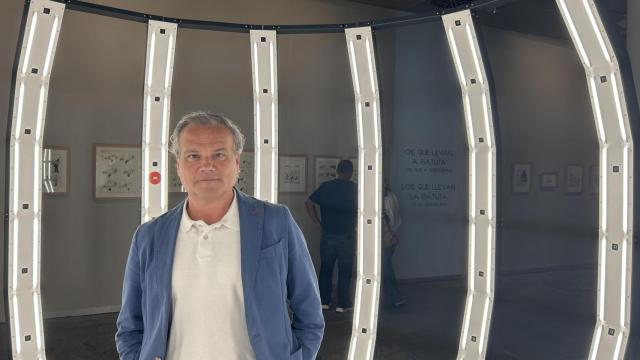 Manuel Meijide posa dentro de ScanMeNow