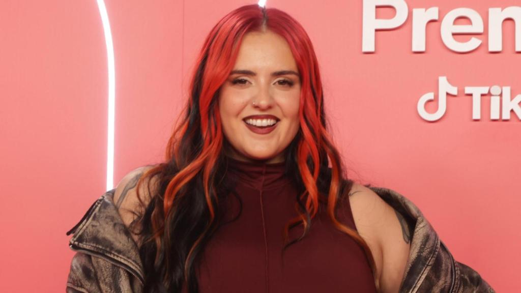 Andrea Compton en el photocall de los Premios TikTok 2025.