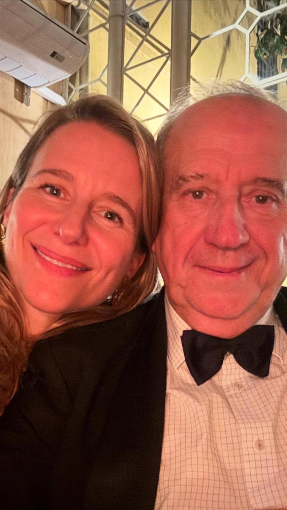 María de León Castillejo, con su padre, en una imagen de sus redes sociales.