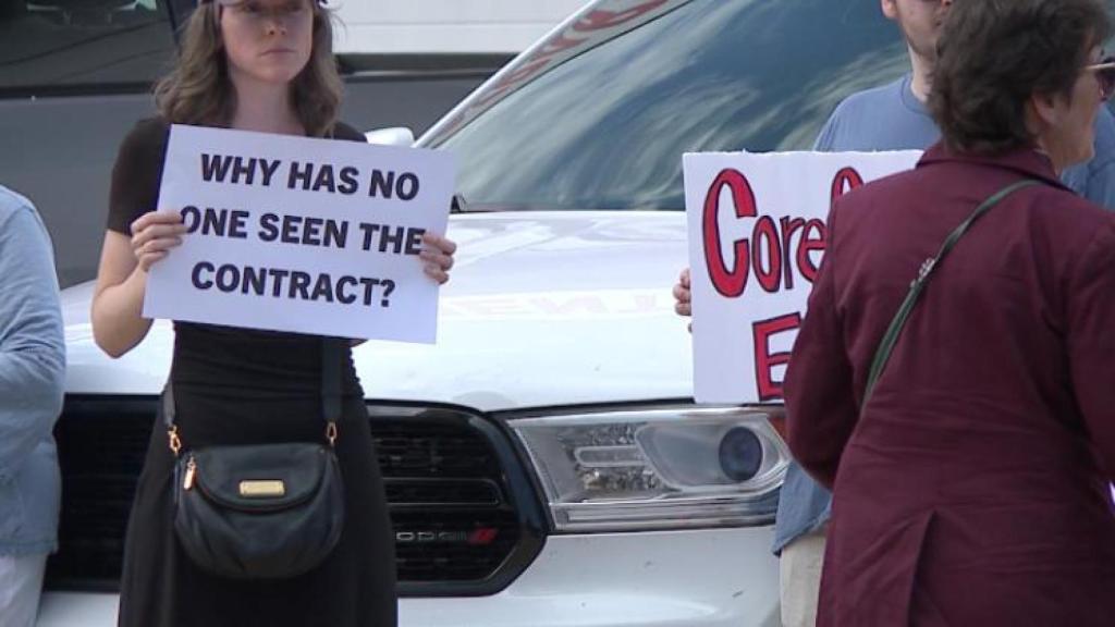 Cartel de la protesta en Tennessee.