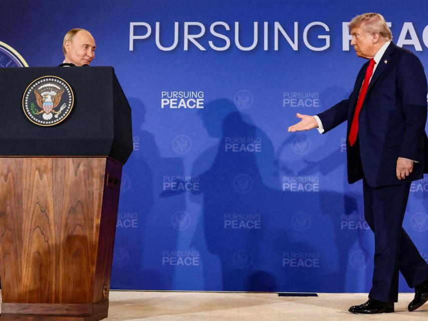 Putin y Trump durante su rueda de prensa conjunta.