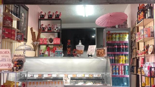 Foto de la heladería que se traspasa en la calle Tornería de Toledo.