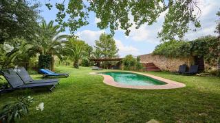 La piscina principal del Hotel Montsant, en Xàtiva. EE
