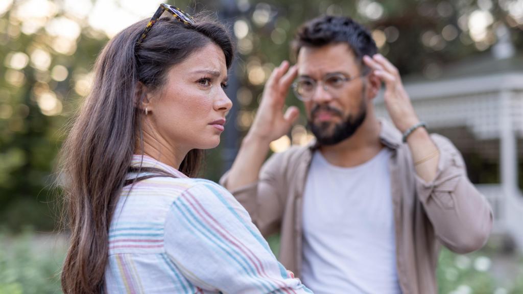 Imagen de archivo de una pareja en una discusión.