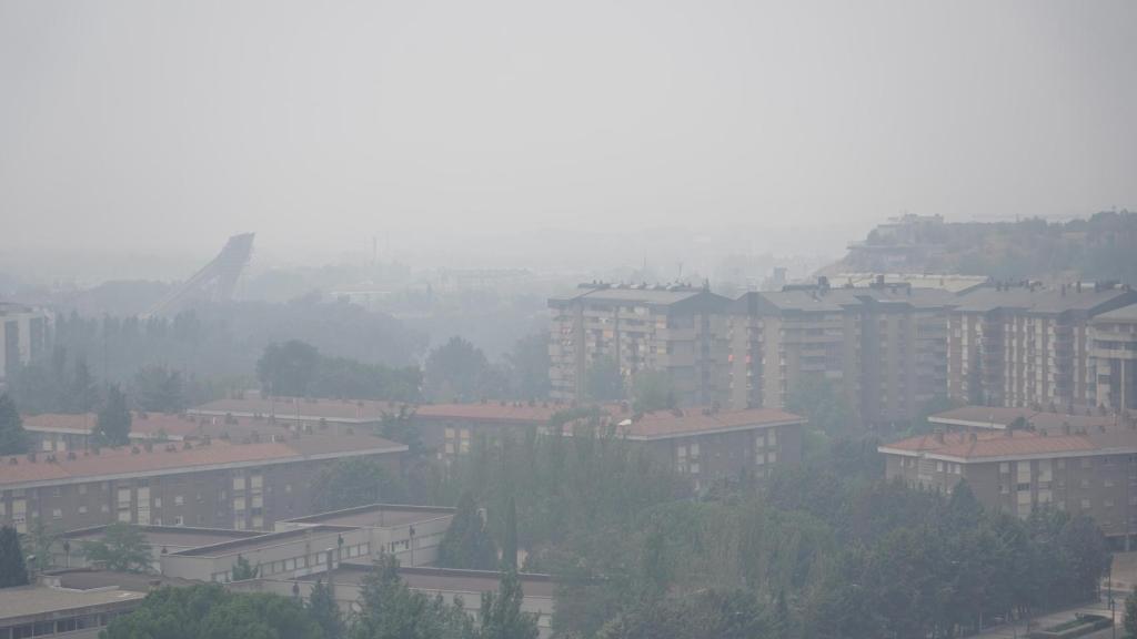 Humo de los incendios sobre Valladolid