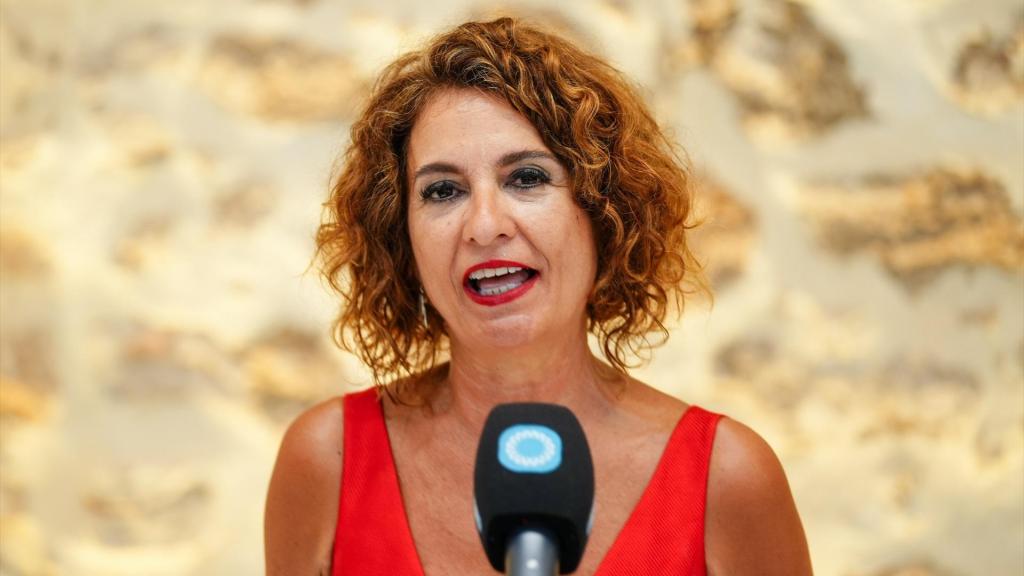 La vicepresidenta primera y ministra de Hacienda, María Jesús Montero, comparece ante los medios este lunes.