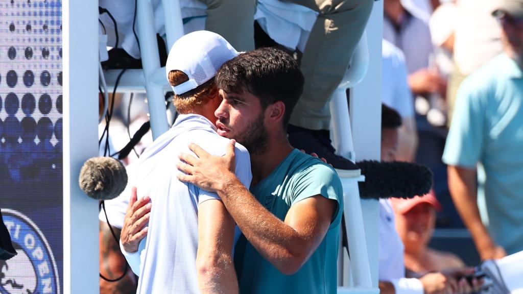 Jannik Sinner se retira en la final del Masters 1.000 de Cincinnati