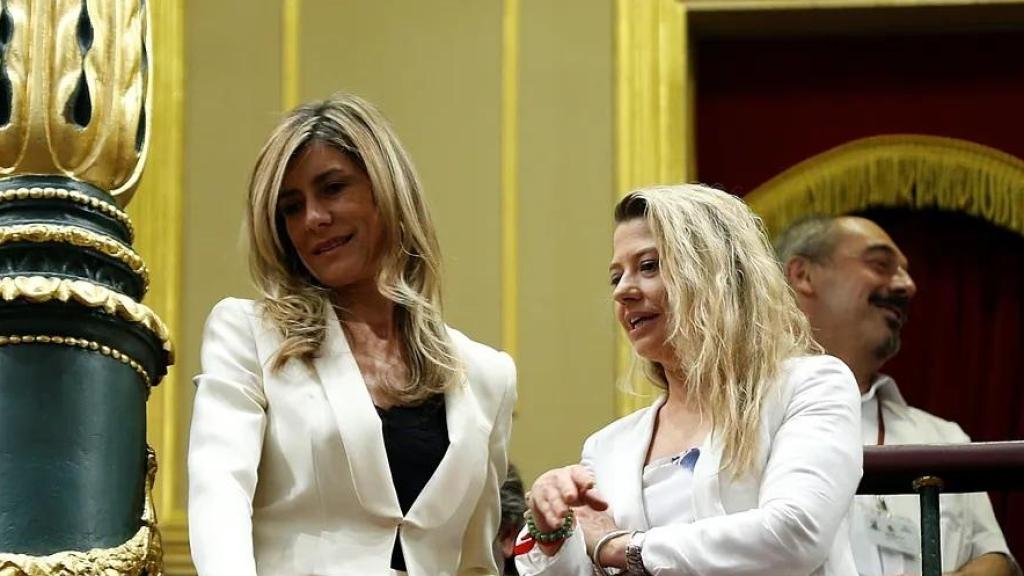 Begoña Gómez y Cristina Álvarez, en el Congreso, en una imagen de archivo.