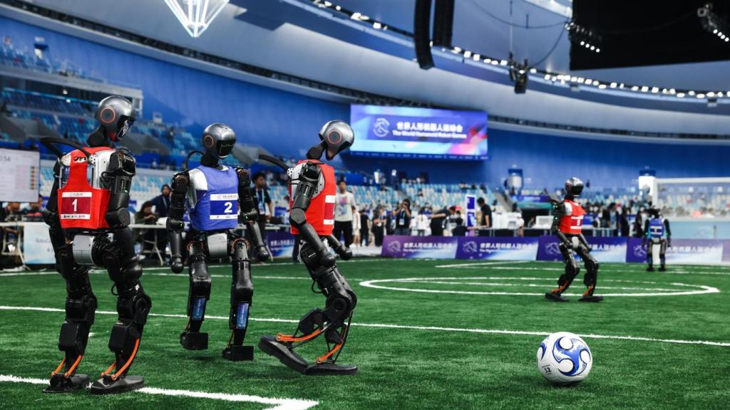 Robots jugando al fútbol en China