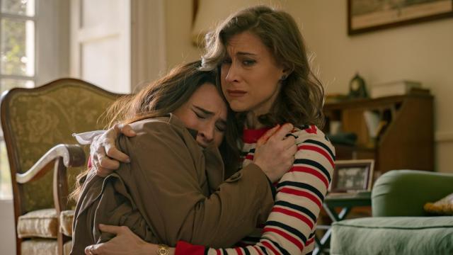 Alba Brunet y Marta Belmonte en un fotograma del episodio 375 de 'Sueños de libertad'.