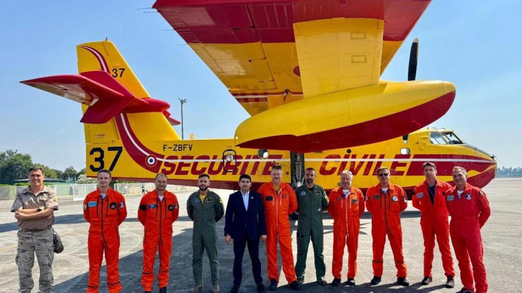 Avión apagafuegos de Francia