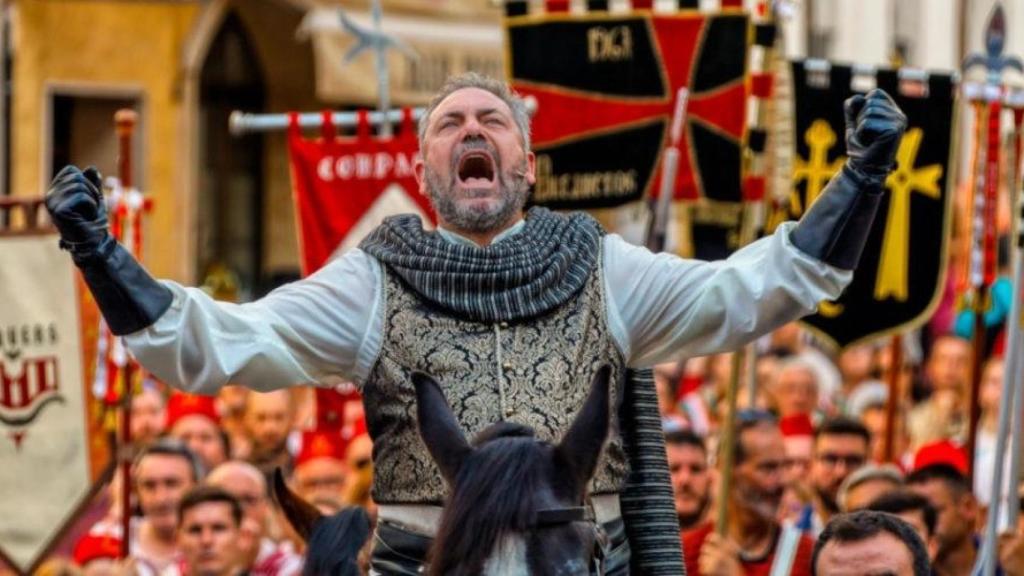 Entrada de moros y cristianos de Ontinyent. À Punt