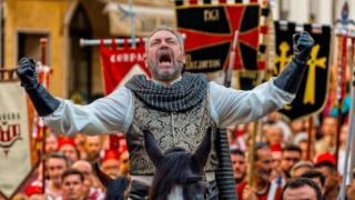 Entrada de moros y cristianos de Ontinyent. À Punt